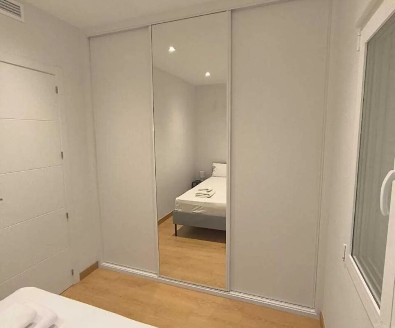 Chamartin - Modern & Comfortable Rooms Madrid Guest house